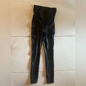 SPANX maternity faux leather leggings- size small.